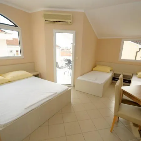 Siesta Budva